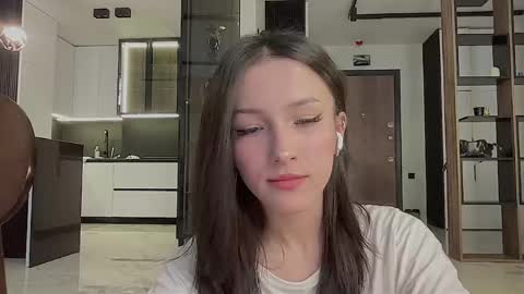 Snapshot of bella_hayes chatting on 14, 5, 2026 Bella next stream December 2 at 9pm gmt online show from 14, 5, 2026