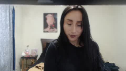 bella_luna34 online show from 16, 4, 2026