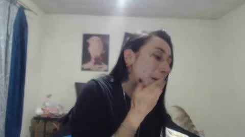 bella_luna34 online show from 18, 4, 2026