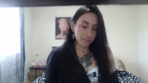 bella_luna34 online show from 21, 4, 2026