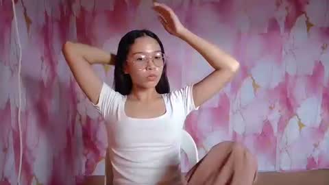 Snapshot of bella_saero chatting on 27, 5, 2026 bella online show from 27, 5, 2026