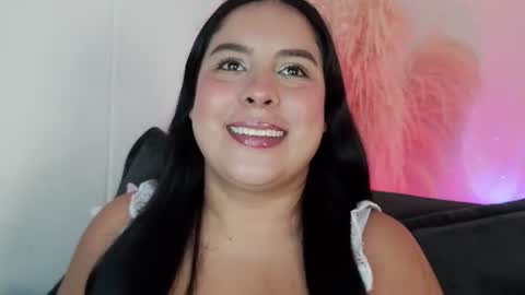 Snapshot of bella_saint33 chatting on 9, 7, 2026 bella online show from 9, 7, 2026