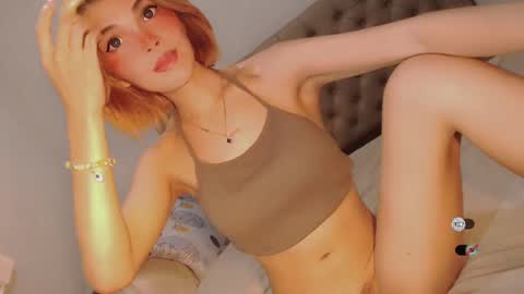 Bella online show from 1, 2, 2025