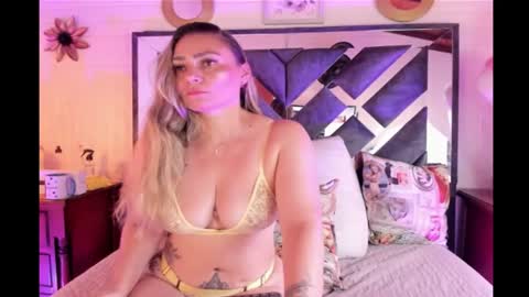 bella_volup online show from 13, 7, 2026
