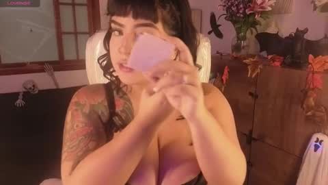 Bella  online show from 14, 10, 2025