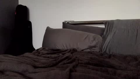 Bella online show from 13, 2, 2025