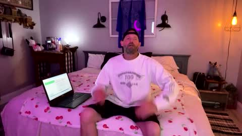 Roxy Rain online show from 17, 2, 2025