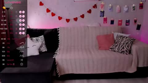 Snapshot of bellacaress chatting on 6, 5, 2026 hello guys im Bella online show from 6, 5, 2026