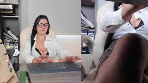 Bella Clair online show from 8, 3, 2025