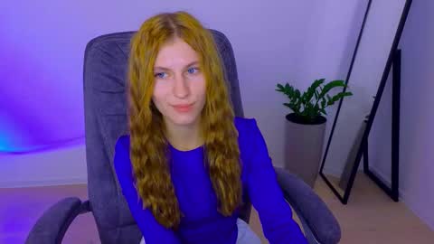 Snapshot of bellafoxi chatting on 6, 10, 2025 BellaFoxi online show from 6, 10, 2025