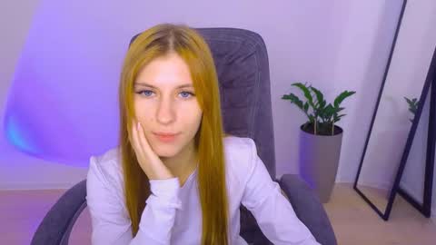 Snapshot of bellafoxi chatting on 28, 10, 2025 BellaFoxi online show from 28, 10, 2025