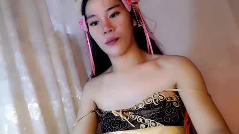 Bella rowt online show from 14, 12, 2024