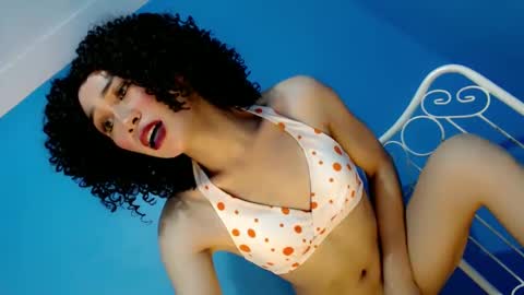 Bella rowt online show from 7, 2, 2025