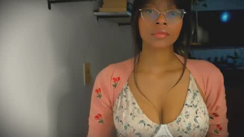 Snapshot of bellahproudly chatting on 21, 6, 2026 Bellah online show from 21, 6, 2026