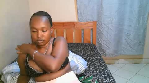 Snapshot of bellalure33 chatting on 29, 10, 2025 Bella online show from 29, 10, 2025