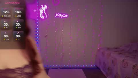 Bella Monroe online show from 11, 2, 2026