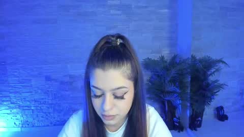 BellaNoir  online show from 25, 11, 2025