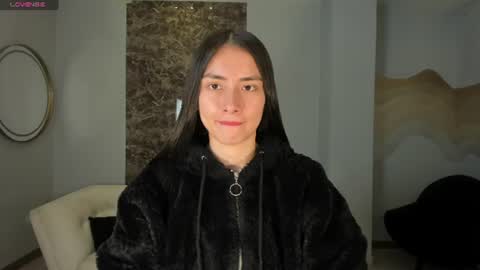 B E L L A  online show from 15, 6, 2026