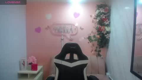 Bella online show from 5, 7, 2026