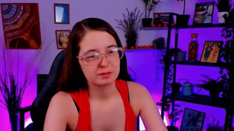 Snapshot of bellatrixllestrange chatting on 9, 3, 2025 Bella. Ntmu online show from 9, 3, 2025