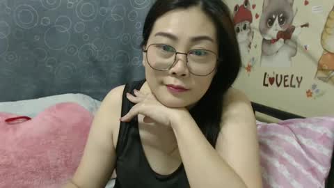 Bella online show from 1, 2, 2025