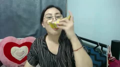 Bella online show from 24, 4, 2026