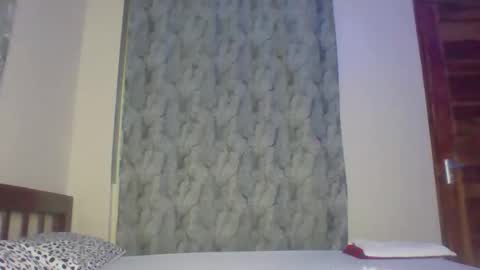 Snapshot of belle_bubbles chatting on 24, 5, 2026 bubbles online show from 24, 5, 2026