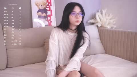 Snapshot of belle_phine chatting on 7, 5, 2026 Bea online show from 7, 5, 2026