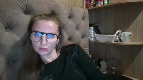 Snapshot of belleamiee chatting on 29, 10, 2025 Amelia online show from 29, 10, 2025