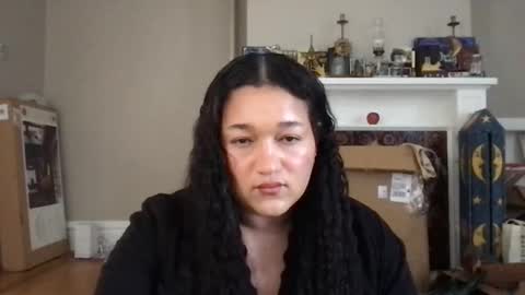 Belle Bradshaw online show from 11, 5, 2026