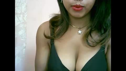 Snapshot of bellibellah chatting on 8, 5, 2026 BelliBellah online show from 8, 5, 2026