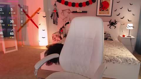 Bella online show from 31, 10, 2025