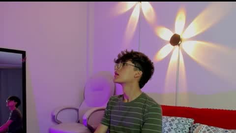 Neon online show from 17, 9, 2025