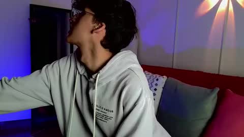 Neon online show from 29, 9, 2025