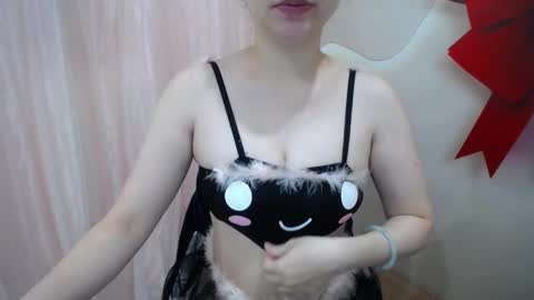 Snapshot of belly18only chatting on 1, 11, 2025 Belly online show from 1, 11, 2025