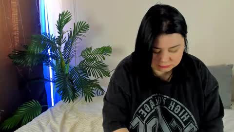 LinaBoo online show from 21, 10, 2025