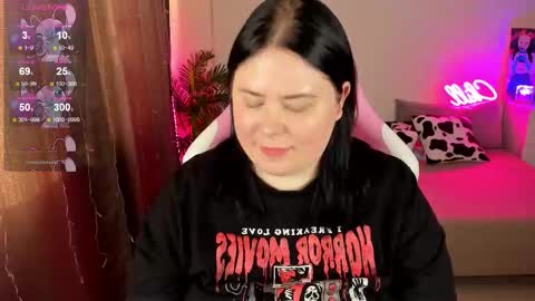 LinaBoo online show from 18, 11, 2025