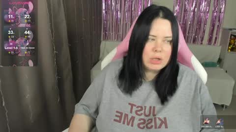 Snapshot of bellybooxo chatting on 13, 5, 2026 LinaBoo online show from 13, 5, 2026