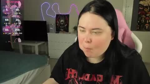 Snapshot of bellybooxo chatting on 28, 7, 2026 LinaBoo online show from 28, 7, 2026