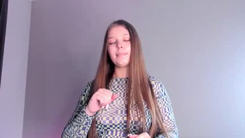 Snapshot of belvaballa chatting on 19, 11, 2025 Kate online show from 19, 11, 2025