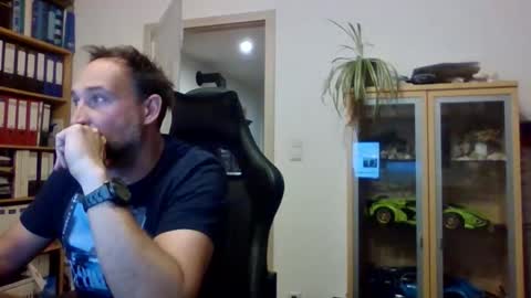 Snapshot of belvedere96 chatting on 18, 5, 2026 belvedere96 online show from 18, 5, 2026