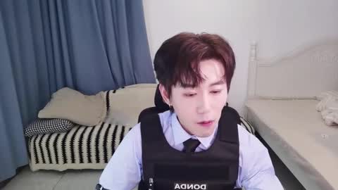 Snapshot of ben705676 chatting on 1, 12, 2025 Ben online show from 1, 12, 2025