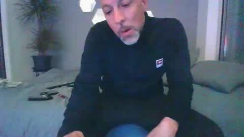 Snapshot of benbare13 chatting on 22, 2, 2025 benbare13 online show from 22, 2, 2025