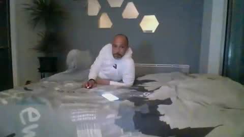 Snapshot of benbare13 chatting on 10, 3, 2025 benbare13 online show from 10, 3, 2025