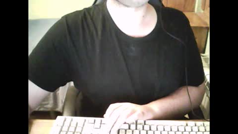 Snapshot of bender_35 chatting on 27, 1, 2025 bender_35 online show from 27, 1, 2025