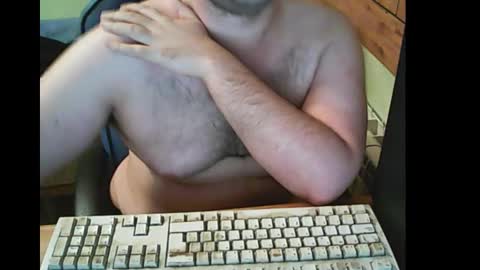 Snapshot of bender_35 chatting on 7, 11, 2025 bender_35 online show from 7, 11, 2025