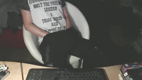 benijamin online show from 6, 1, 2025