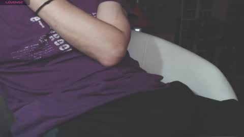 benijamin online show from 8, 9, 2025