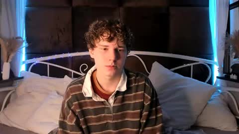 Snapshot of benjamin_harris chatting on 3, 5, 2026 Benjamin online show from 3, 5, 2026