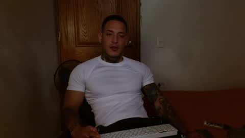 Snapshot of benjamin_isaac chatting on 2, 2, 2025 benjamin_isaac online show from 2, 2, 2025